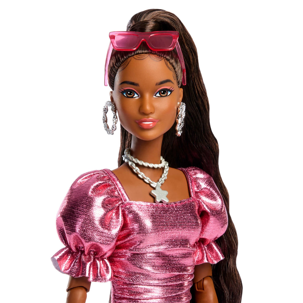 Κούκλα Barbie Deluxe Style #6 Με Μεταλλικό Ροζ Φόρεμα Balloon Και Ασημί Αξεσουάρ