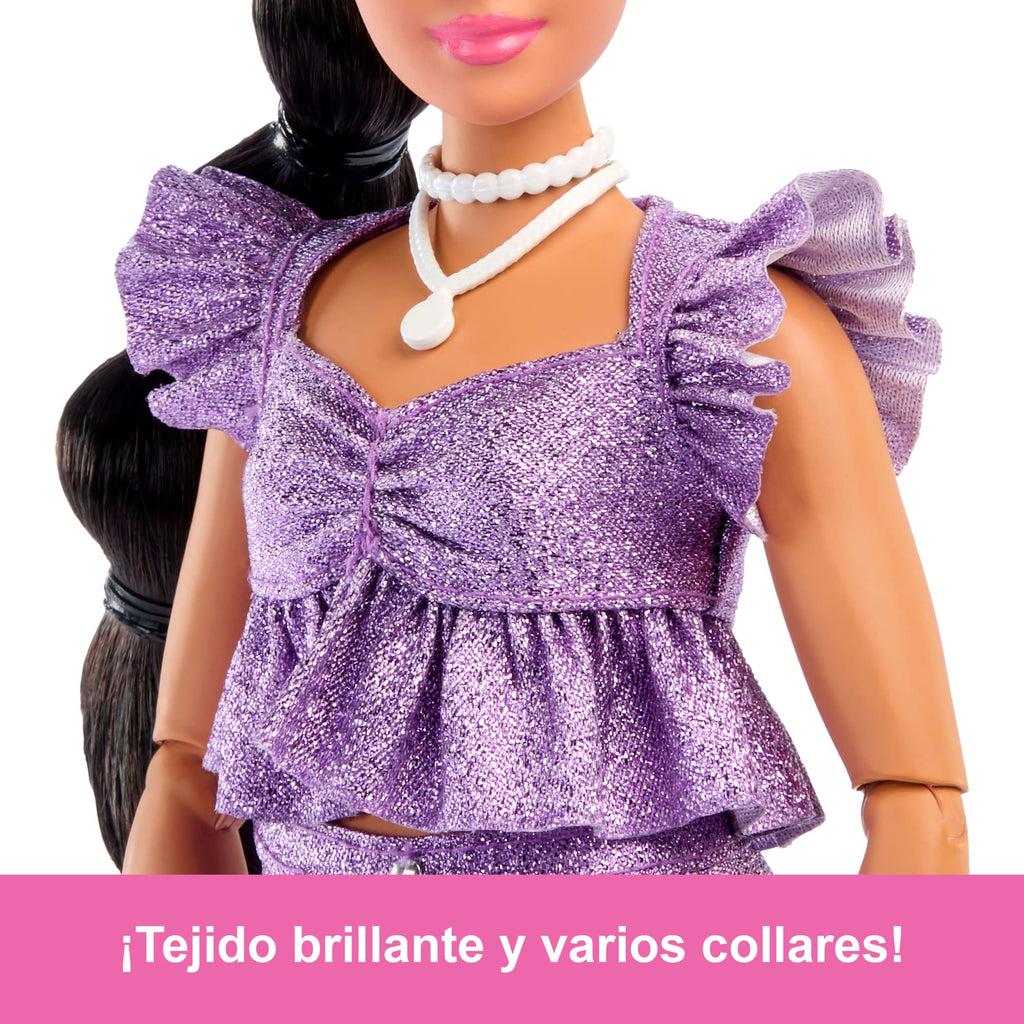 Muñeca De Moda Barbie Deluxe Style N.8 Con Top Morado Metalizado Y Pantalones Cortos Brillantes Con Accesorios