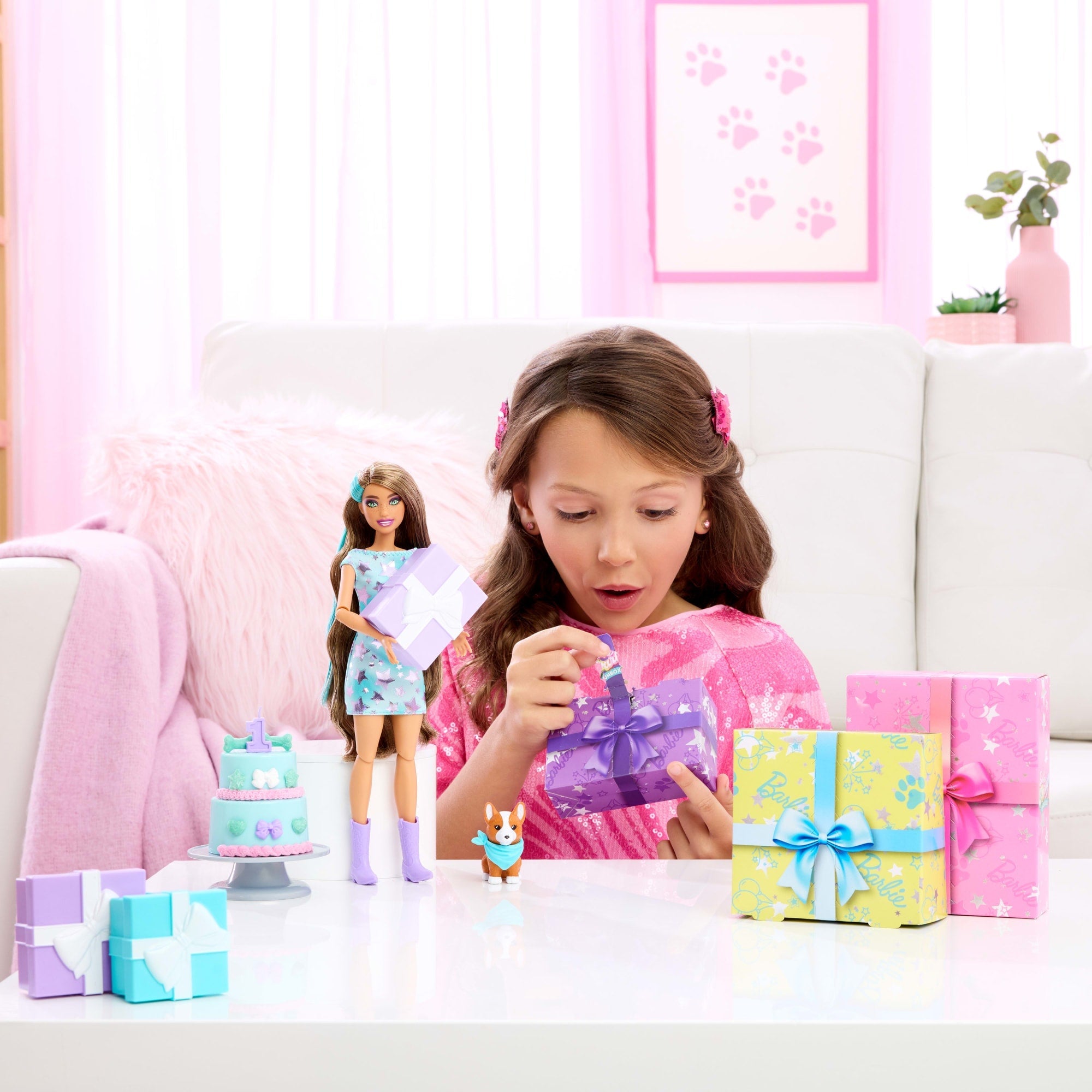 Conjunto De Juego Estrellas De Fiesta De Barbie Party Unboxed De La Serie Cumpleaños De Mascotas Con Muñeca Y Accesorios, 10 Sorpresas