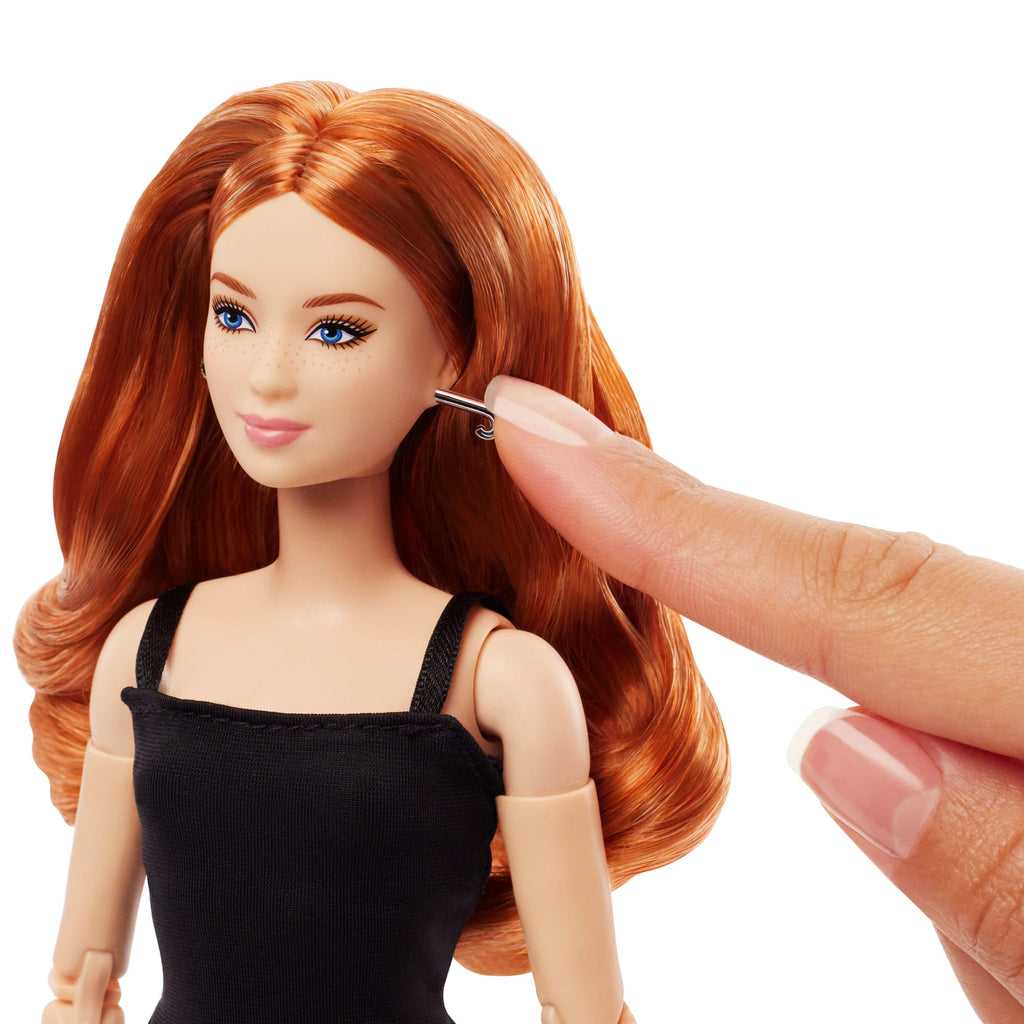 Barbie Basics Koleksiyona Uygun Bebek, Siyah Elbisesi Ve Platform Topuklu Ayakkabılarıyla Kızıl Kıvırcık Saçlı Model 04