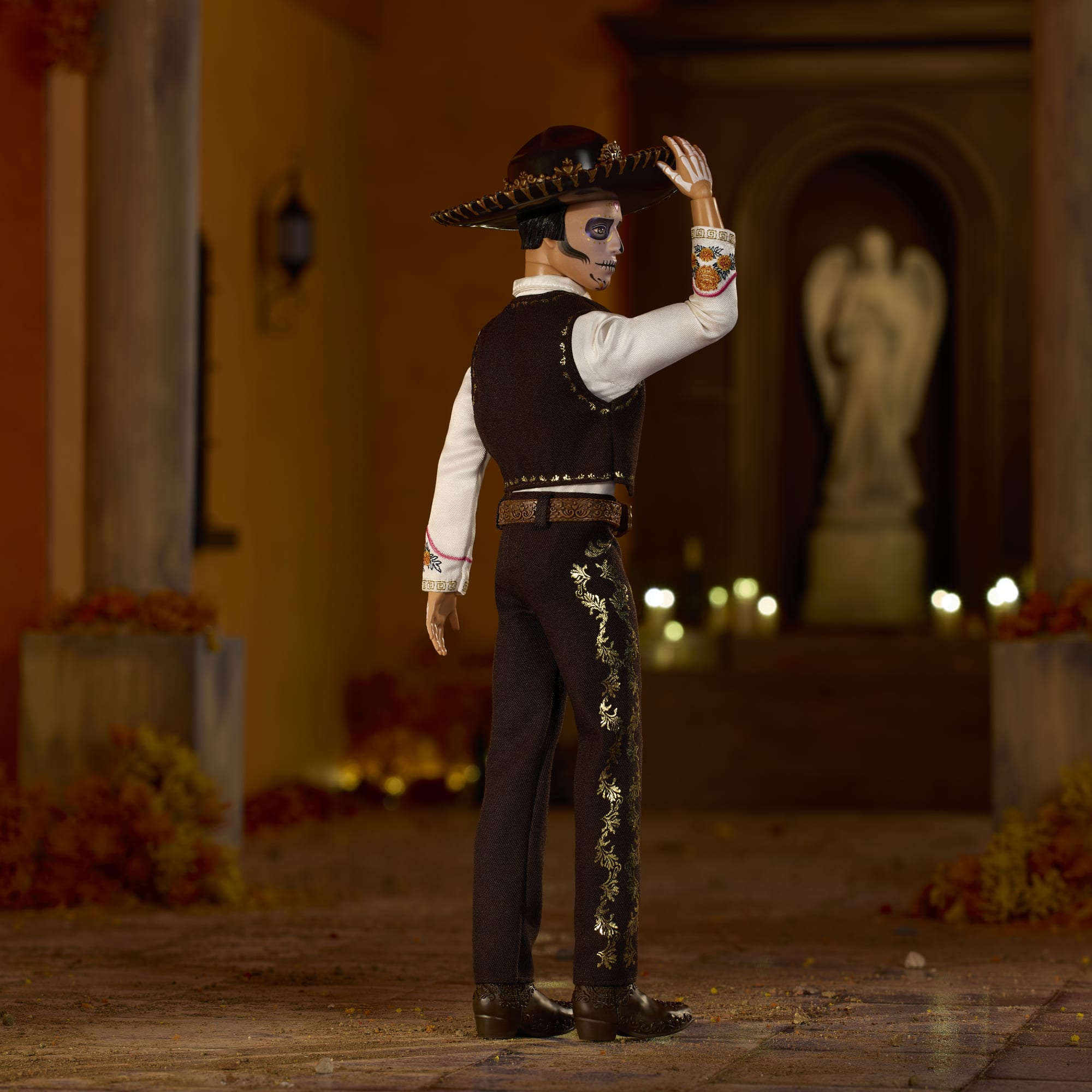 Muñeco Ken Coleccionable De La Colección Día De Muertos 2025 De Barbie Signature Con Traje Y Sombrero