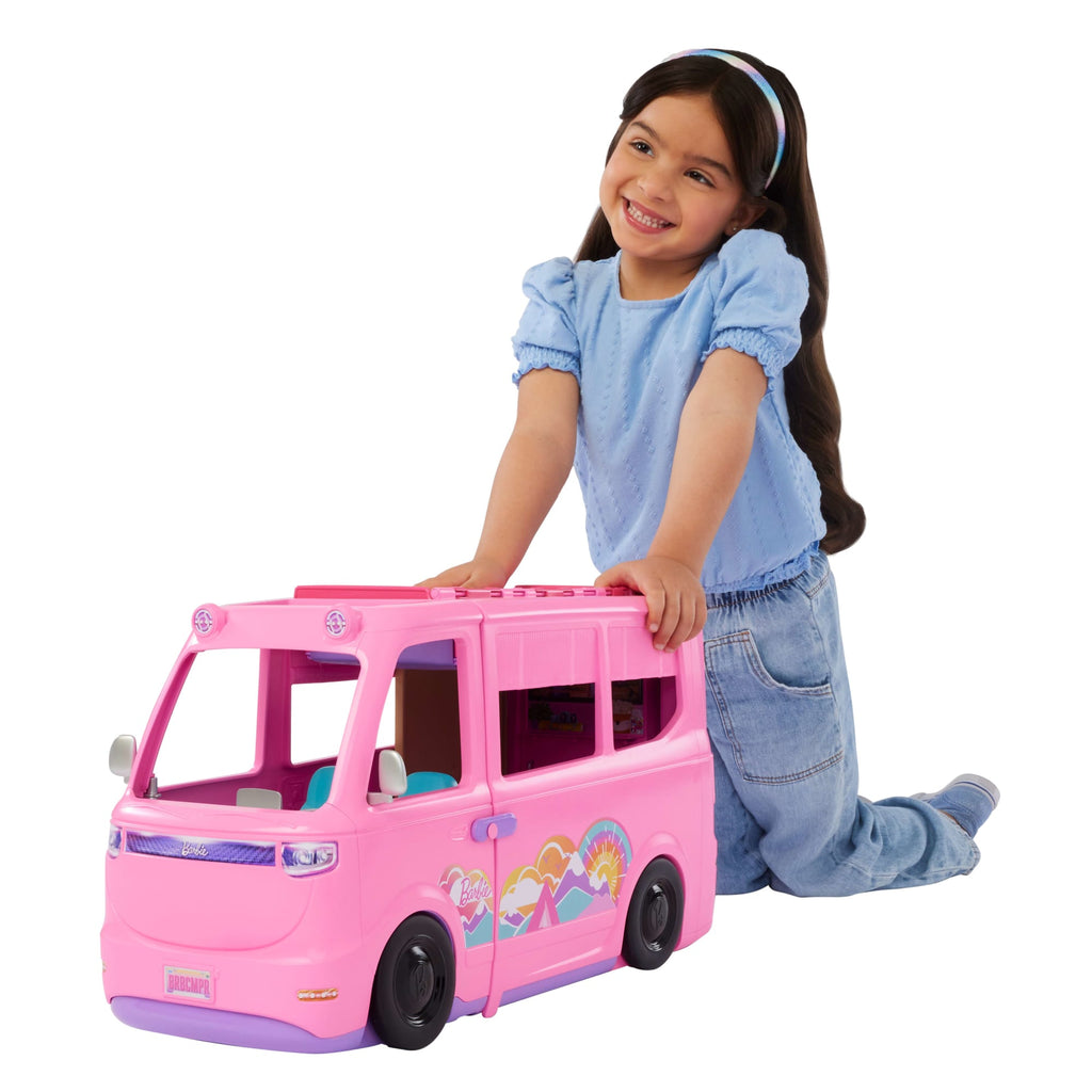Barbie Dreamcamper Kamper Marzeń Pojazd Zestaw 2 w 1, namiot na dachu, grill i ponad 60 akcesoriów Zabawka 3+