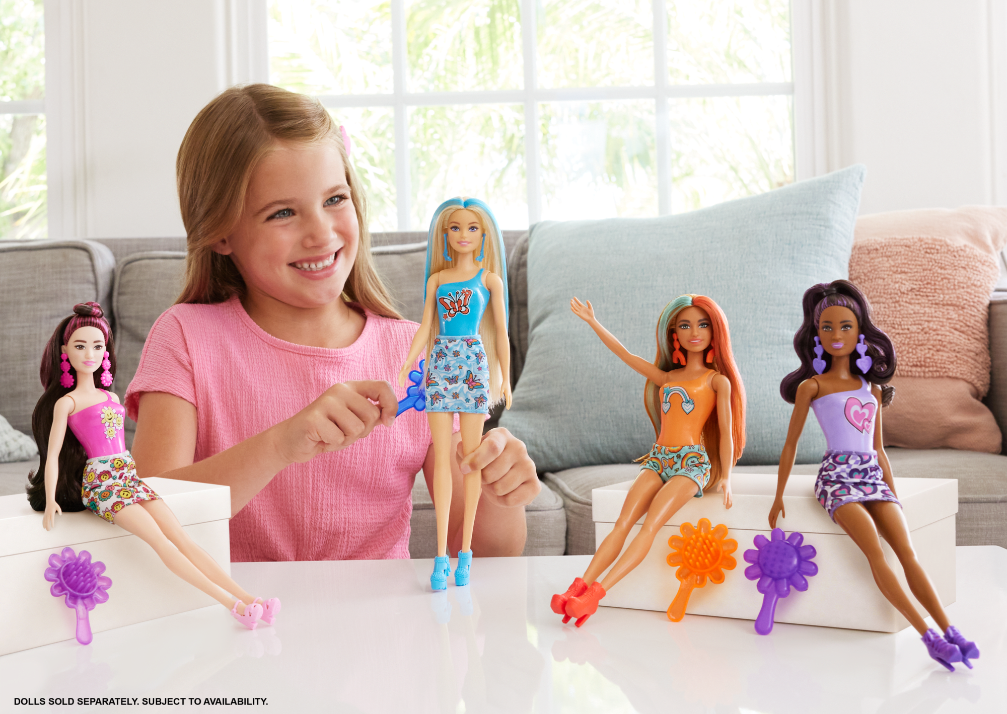 Barbie Colour Reveal Groovy-Themed Series Doll & Accessories With 6 Surprises, Color-Change Bodice
