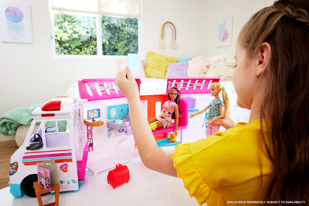 Barbie-Véhicule Médical-Coffret Ambulance Et Clinique Et Accessoires