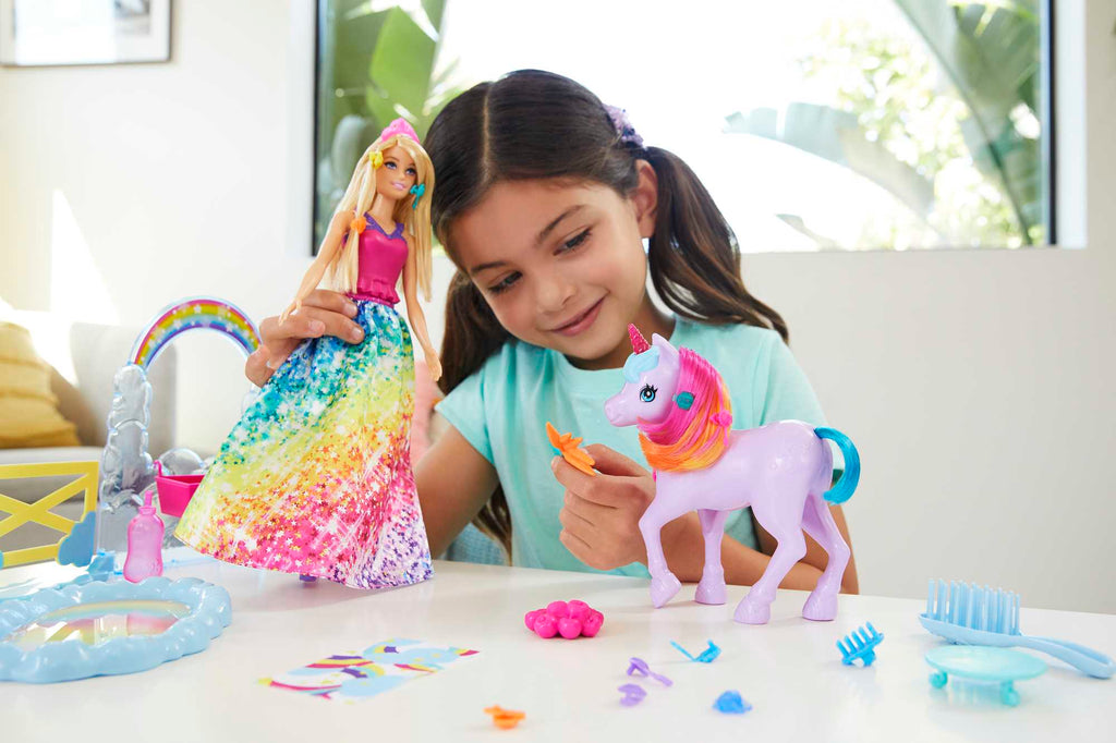 Barbie Dreamtopia Oyun Seti, Barbie Bebek, Tek Boynuzlu At Ve Renk Değiştiren Tuvalet
