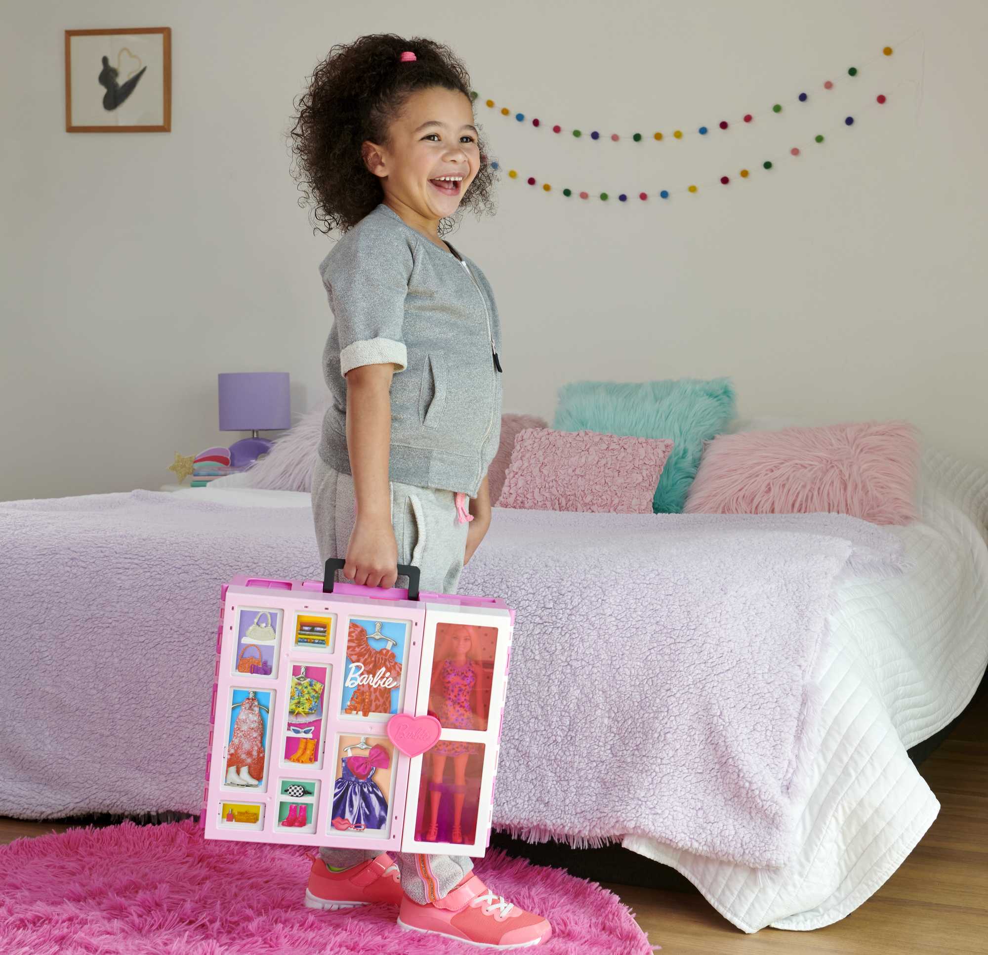 Barbie - Poupée Et Coffret Dressing Deluxe - Poupée Mannequin - 3 Ans Et +