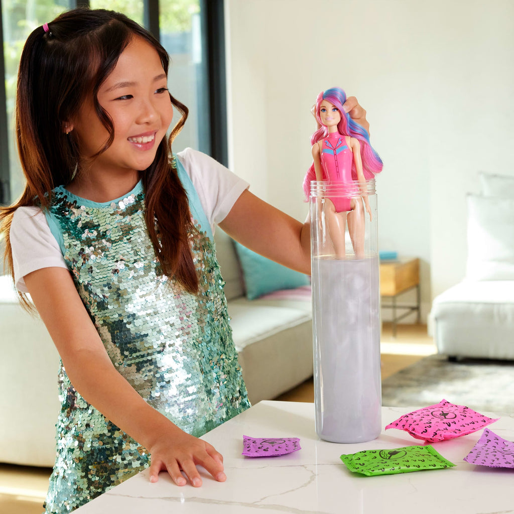 Barbie Color Reveal Serie Disco Star, Bambola E Accessori Con 6 Sorprese (Stili Diversi)