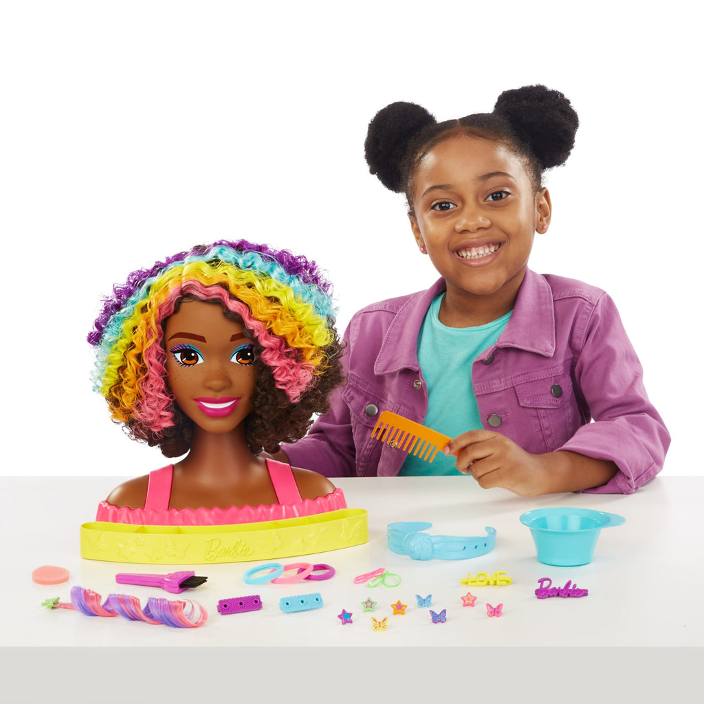 Barbie-Ultra Chevelure-Tête À Coiffer Brune Frisée Mèches Arc-En-Ciel