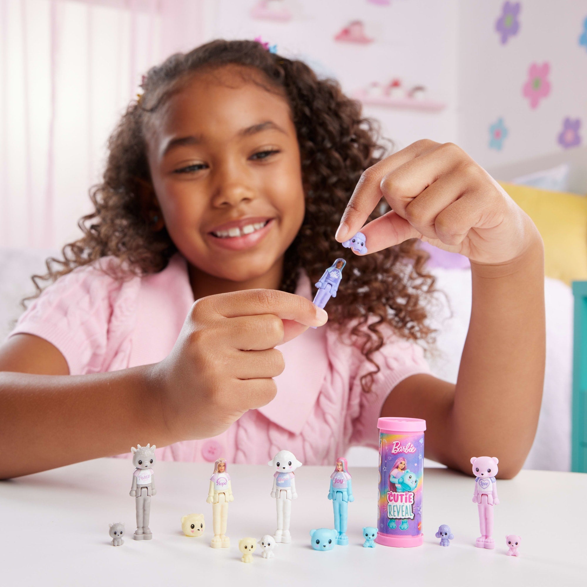 Barbie Mini Barbieland Cutie Reveal Bebek Ve Hayvan Figürleri, 4 Cm'Lik Pijama Partisi Serisi (Stiller Çeşitlilik Gösterebilir)