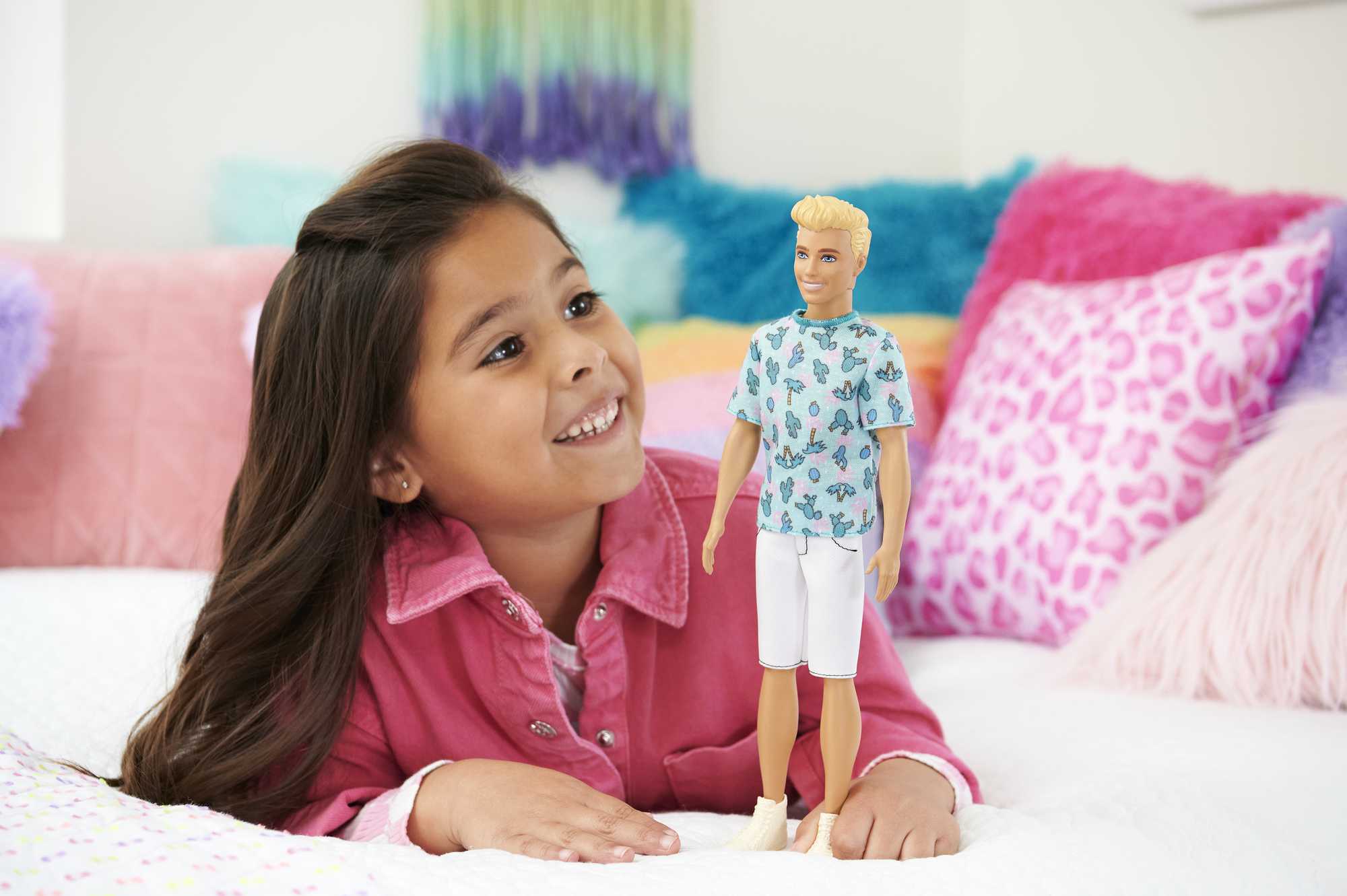 Barbie - Poupée Ken Fashionistas - Poupée Mannequin - 3 Ans Et +