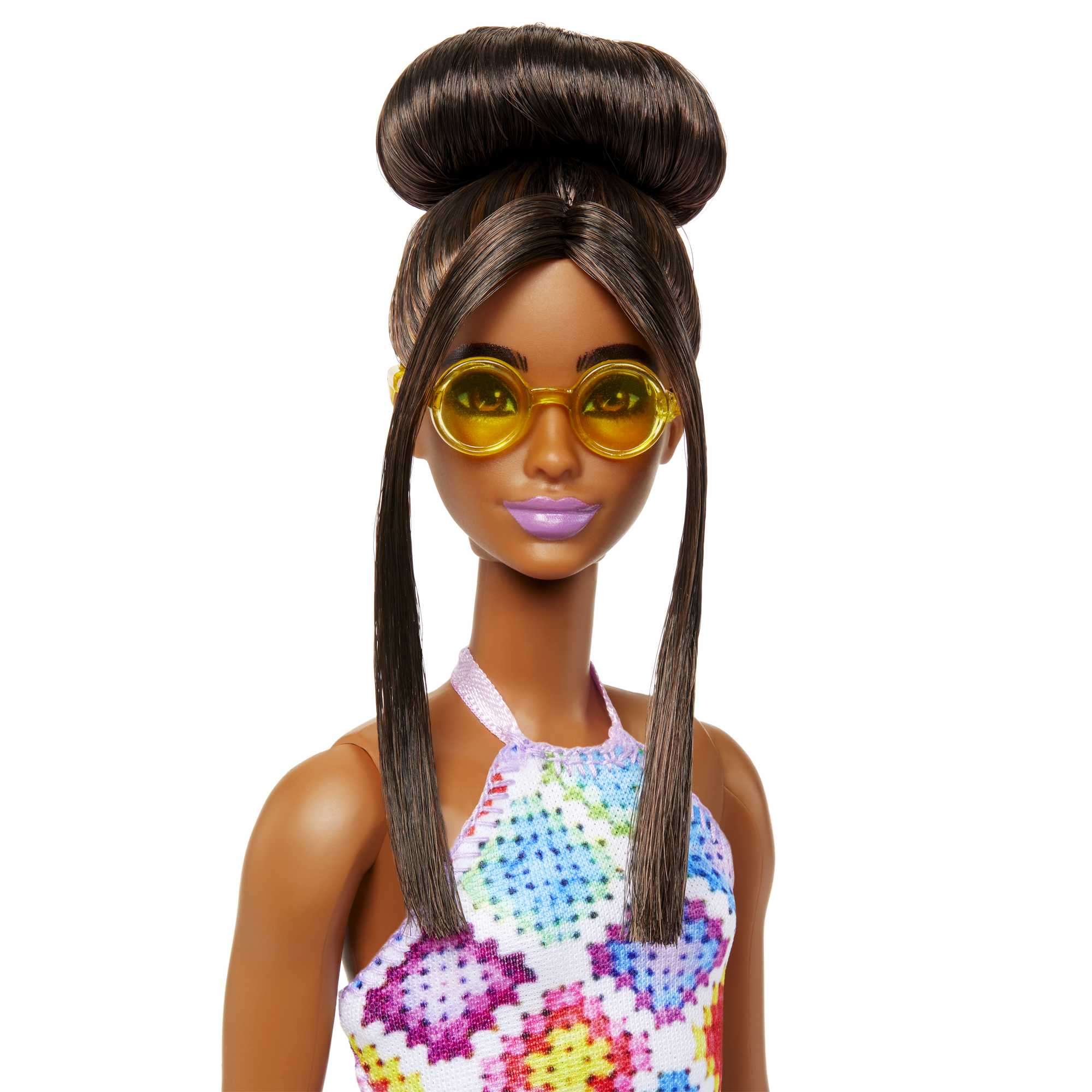 Barbie Fashionistas-Puppe Nr. 210 Mit Dutt Und Gehäkeltem Neckholderkleid