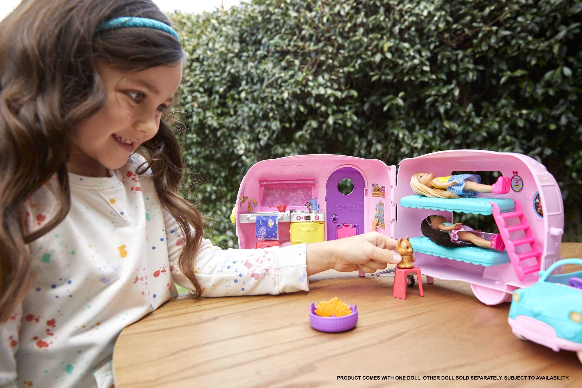 Barbie Przyczepa kempingowa Chelsea + lalka, szczeniaczek, samochód i akcesoria