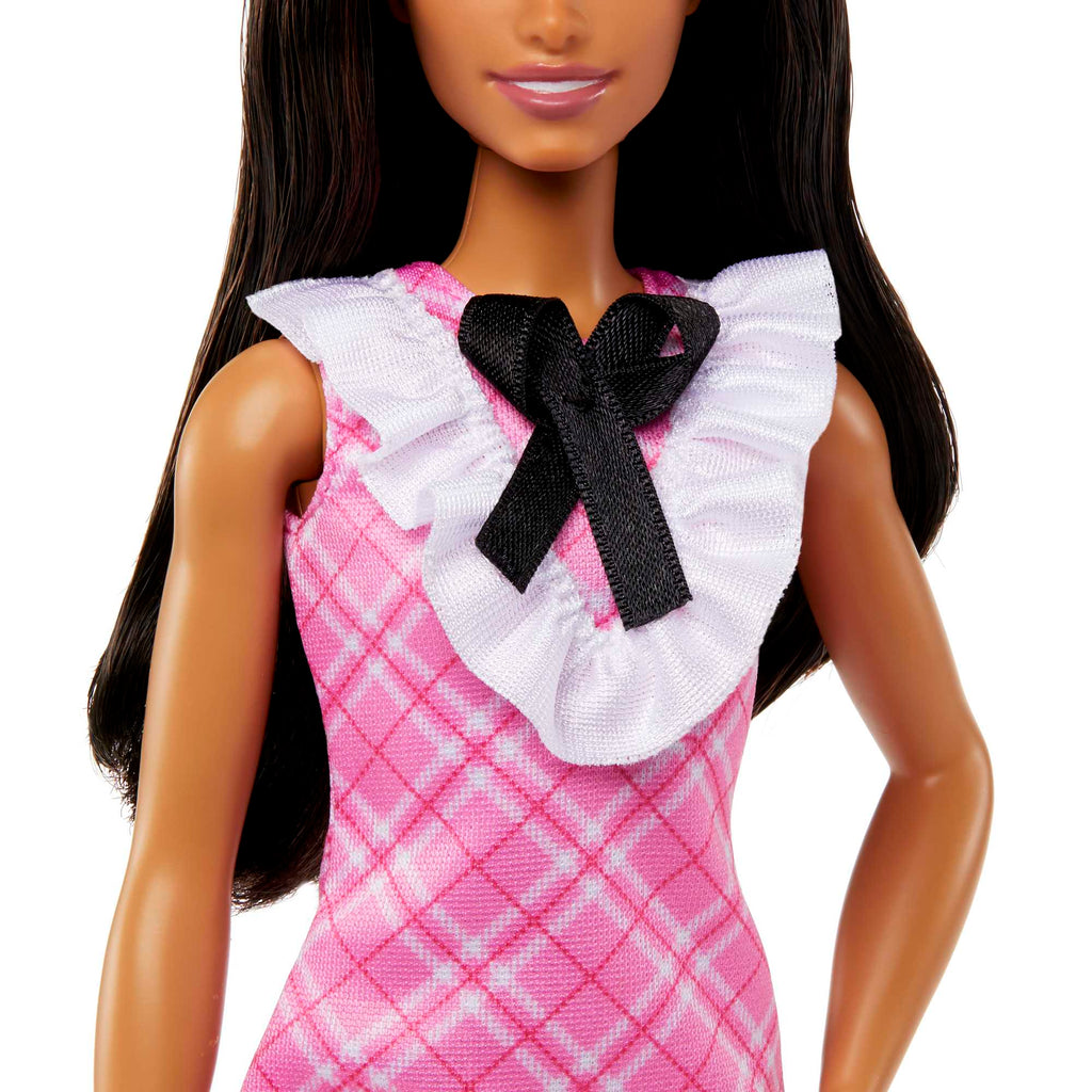 Barbie Fashionistas-Puppe Nr. 209 Mit Schwarzem Haar Und Karokleid