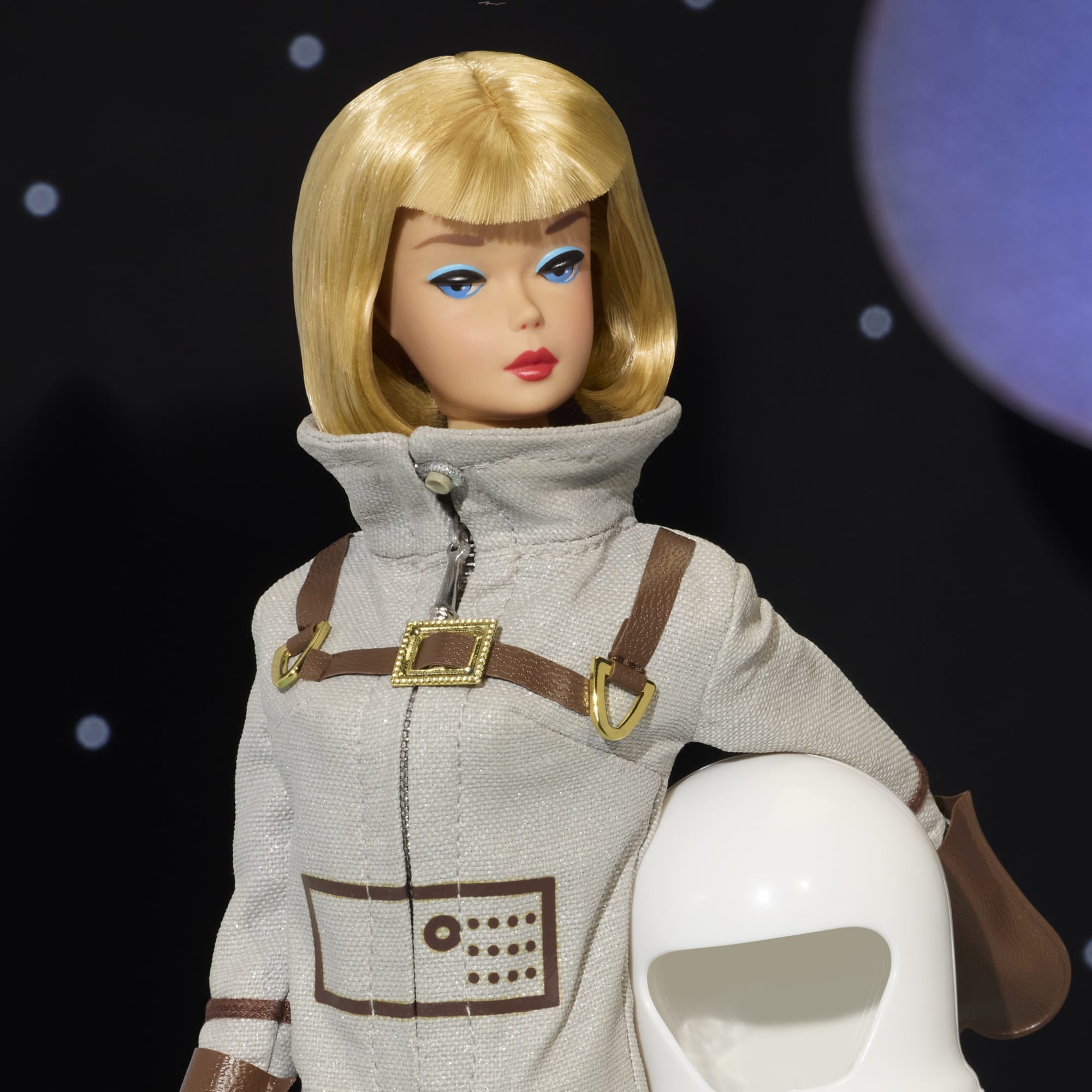 Barbie Signature Astronauta, Bambola Da Collezione Con Tuta Argentata, Stivali Spaziali E Casco
