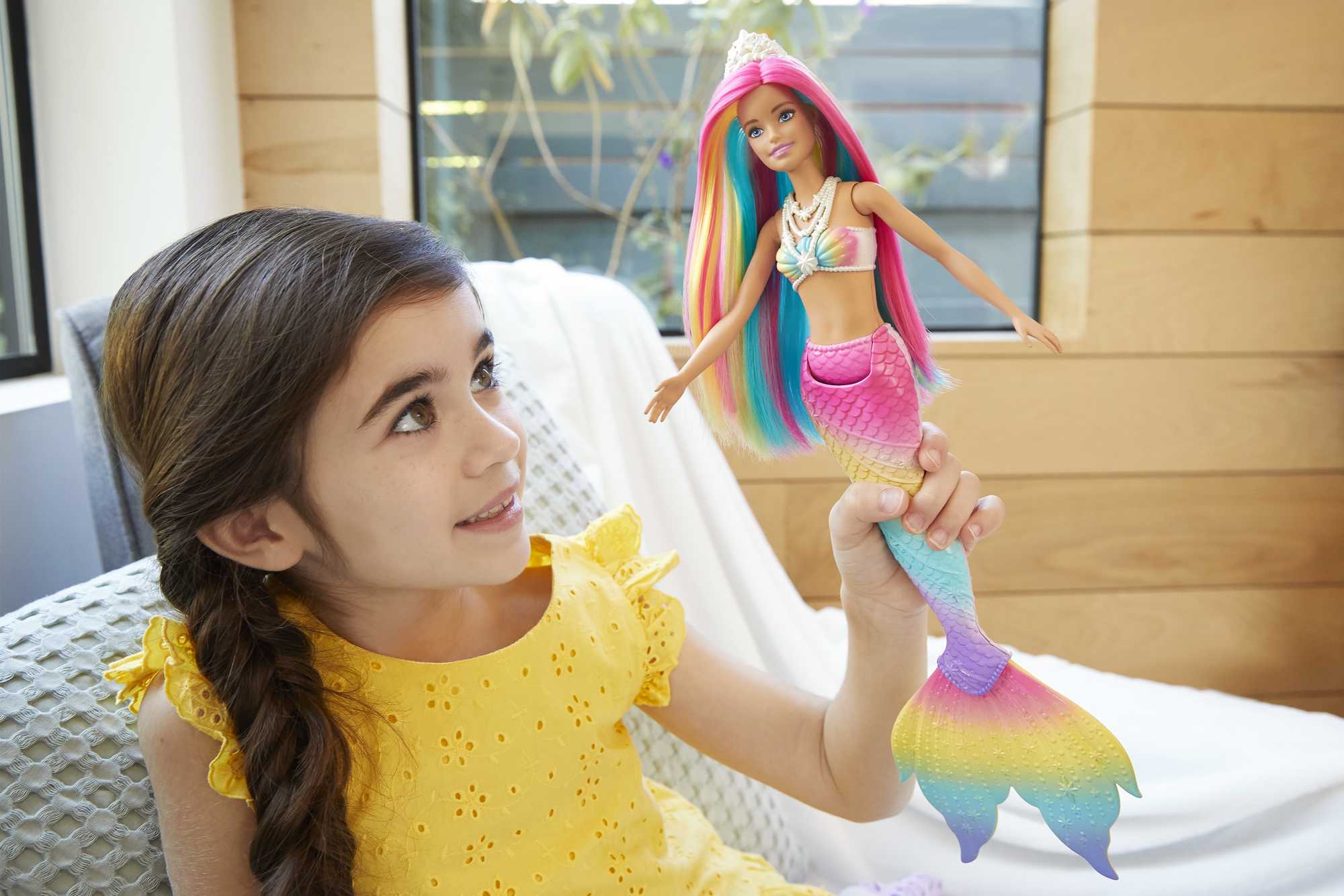 Barbie – Sirène Magique Arc-En-Ciel