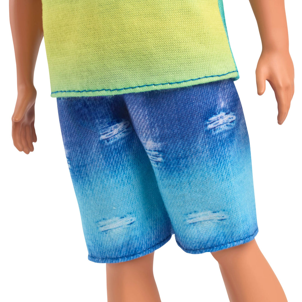 Barbie Fashionistas Ken-Puppe Nr. 236 in Ombré-Tanktop Und Jeans-Shorts, Schwarzes Haar