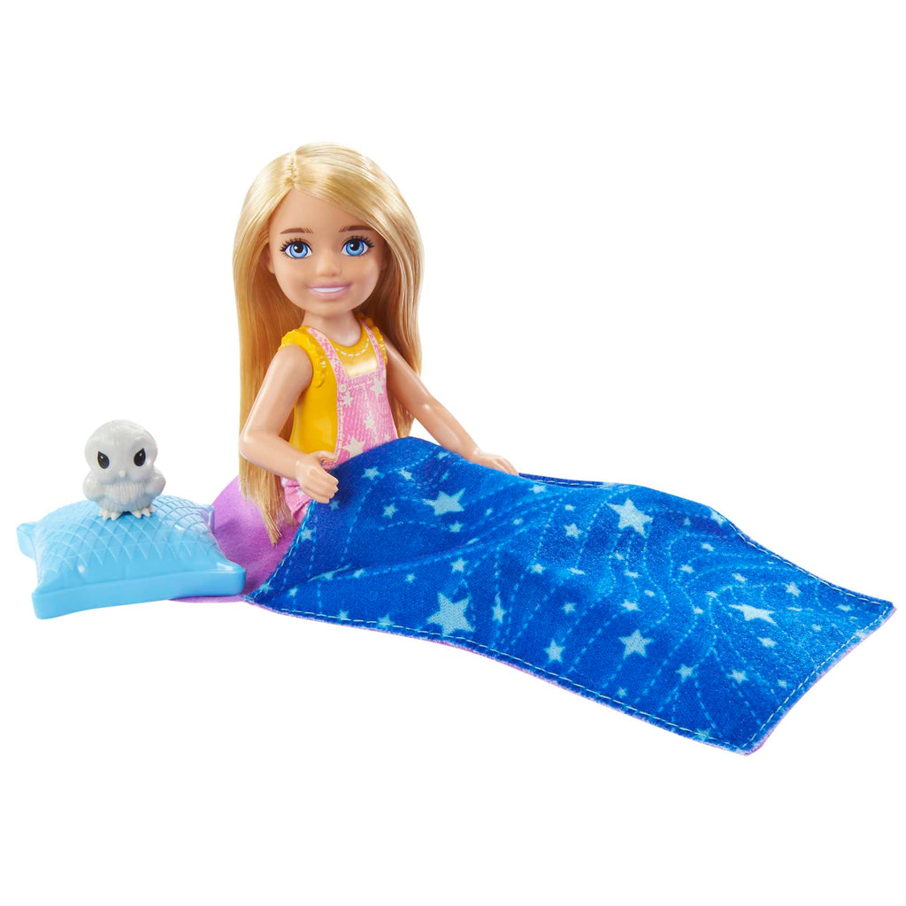 Barbie® Chelsea'nin Kamp Macerası