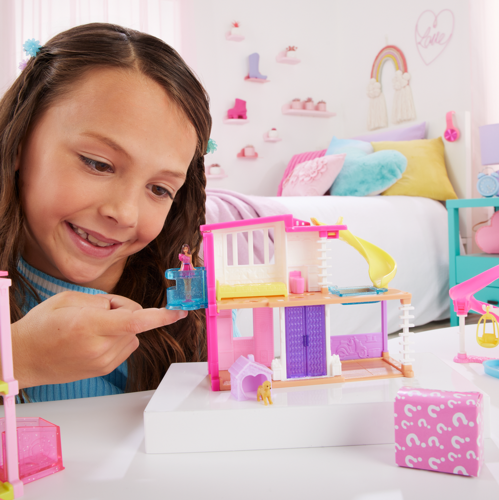 Barbie Mini Barbieland Doll House Playsets With 1.5-Inch Doll, Furniture & Accessories (Styles May Vary)