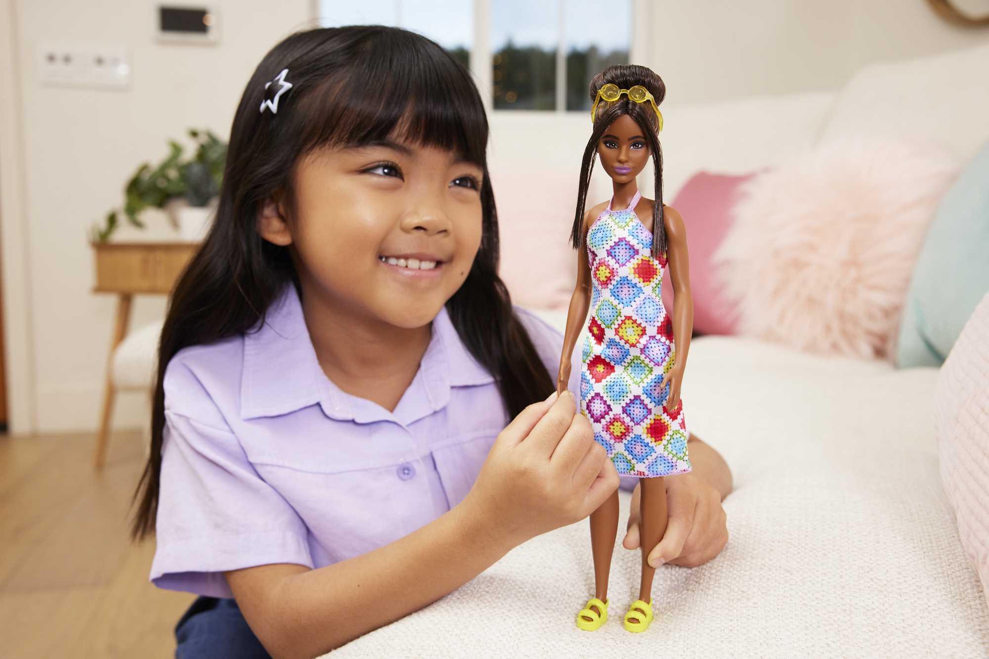 Barbie-Barbie Fashionistas 210-Poupée Bun Et Robe Crochet Dos Nu