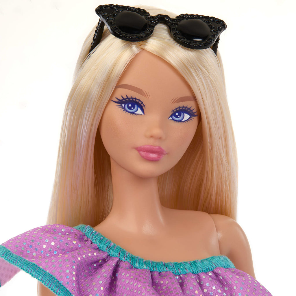 Muñeca Barbie Con Ropa Y Accesorios De Moda, Incluidos Vestidos De Fiesta Y Carteras (3 Trajes)